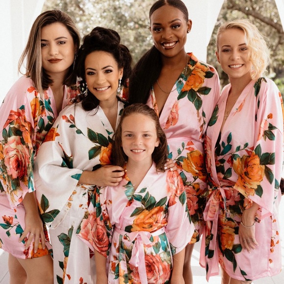 3 Bridesmaid Robes ($10 each) - Picture 4 of 4